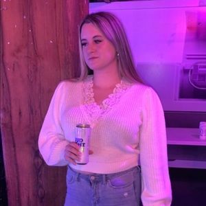 Meet your Posher, Kelley